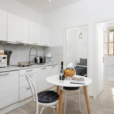 Kandlers street apartment Pula Buitenkant foto